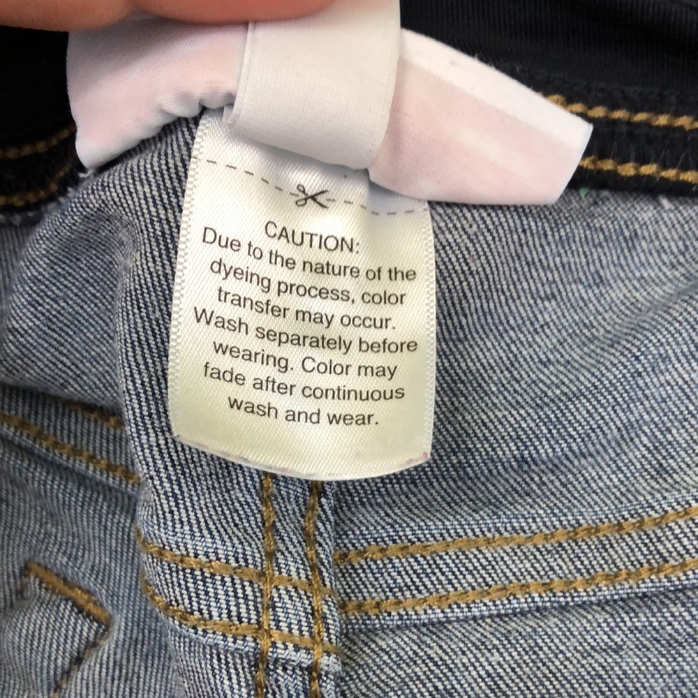 Isabel Maternity Jeans - Picture 10 of 11